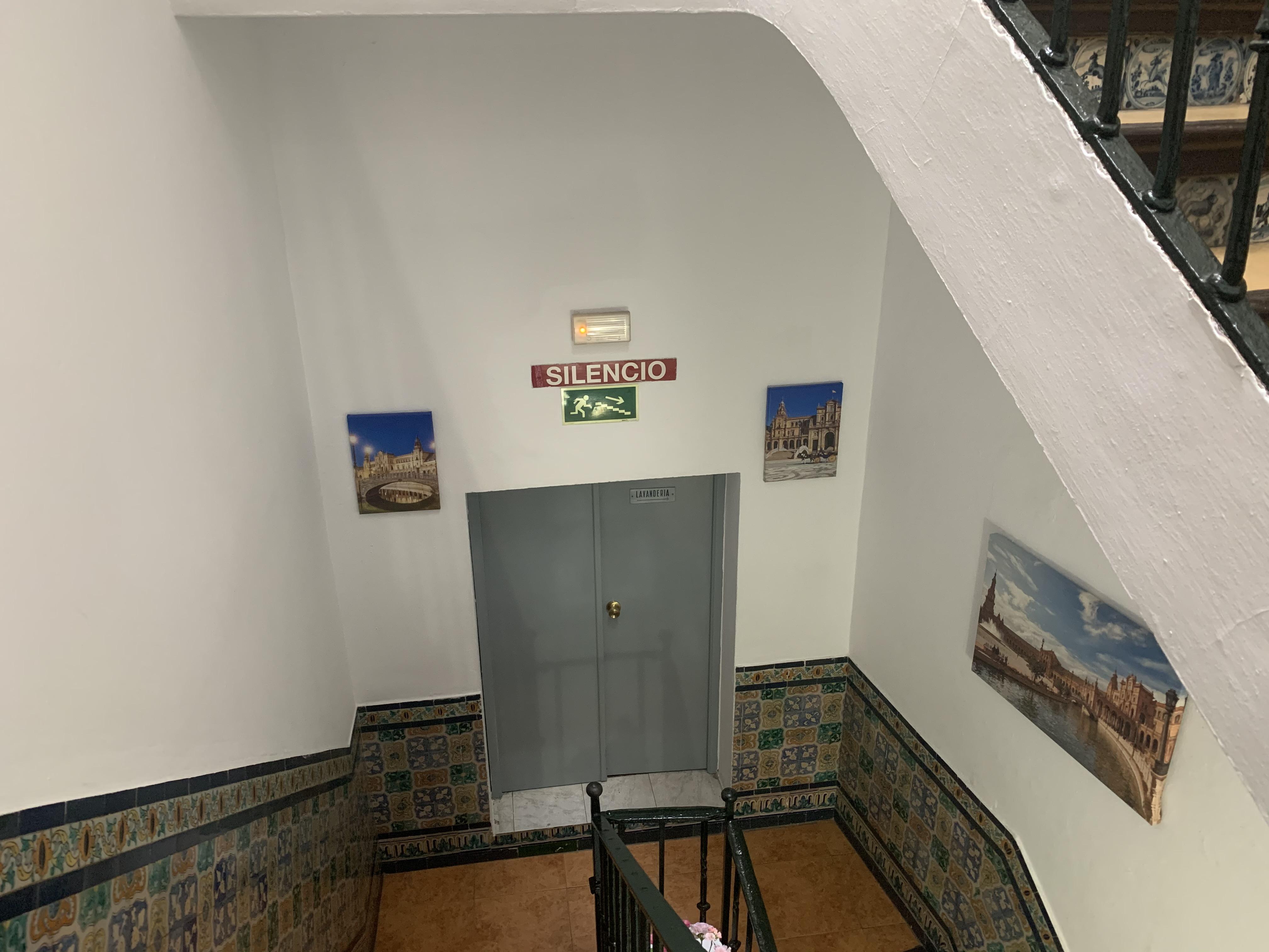 סביליה Hostal Alcobia מראה חיצוני תמונה